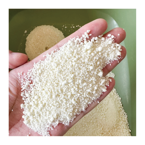 Pet Products All Natural Deodorant Dust-Free and Clumping Easy Cleaning Plant-Basede Cassava Cat Litter