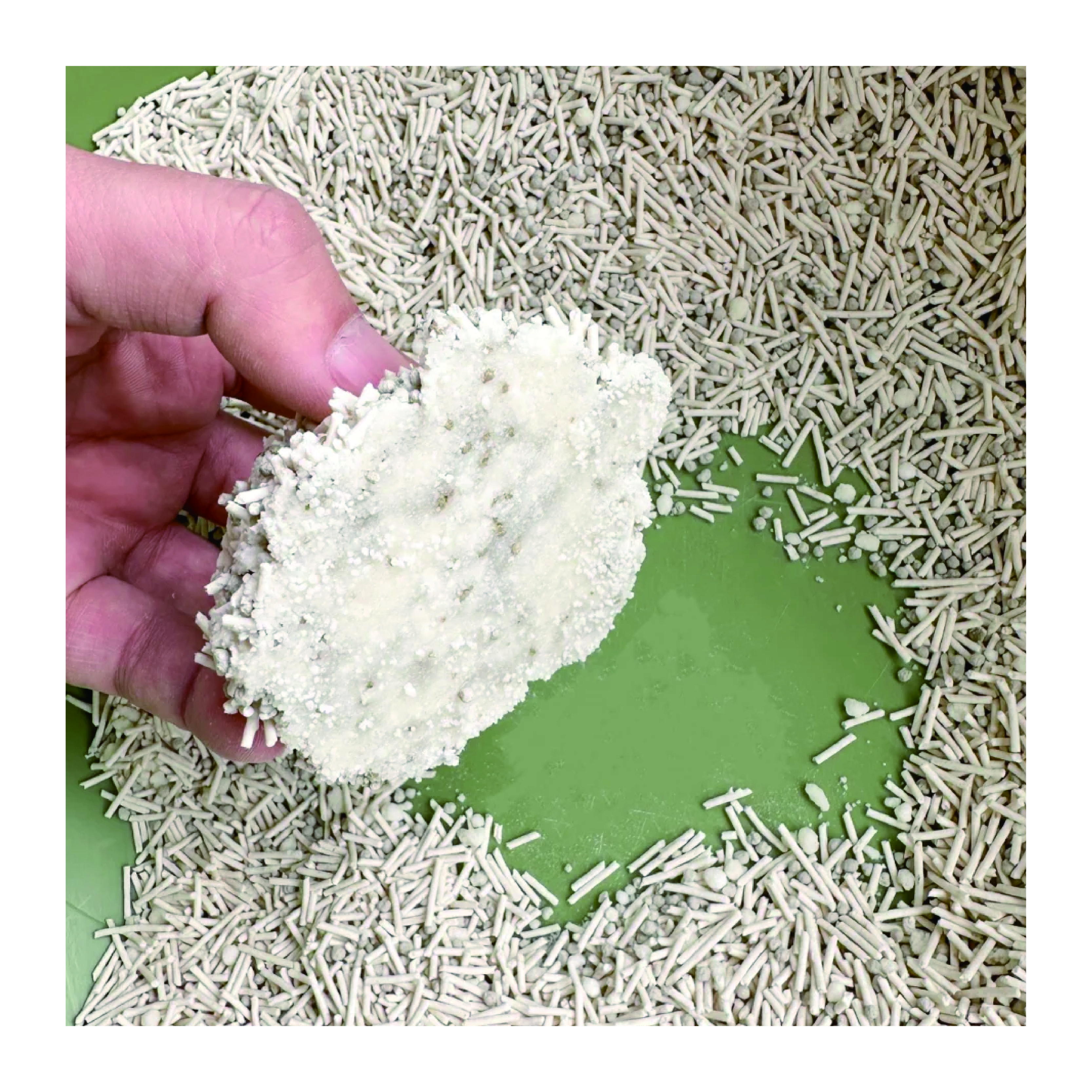 OEM/ODM Tofu Cassava Bentonite Mixed Customized ratio Manufacturer Factory Absorb Odors Cat Litter