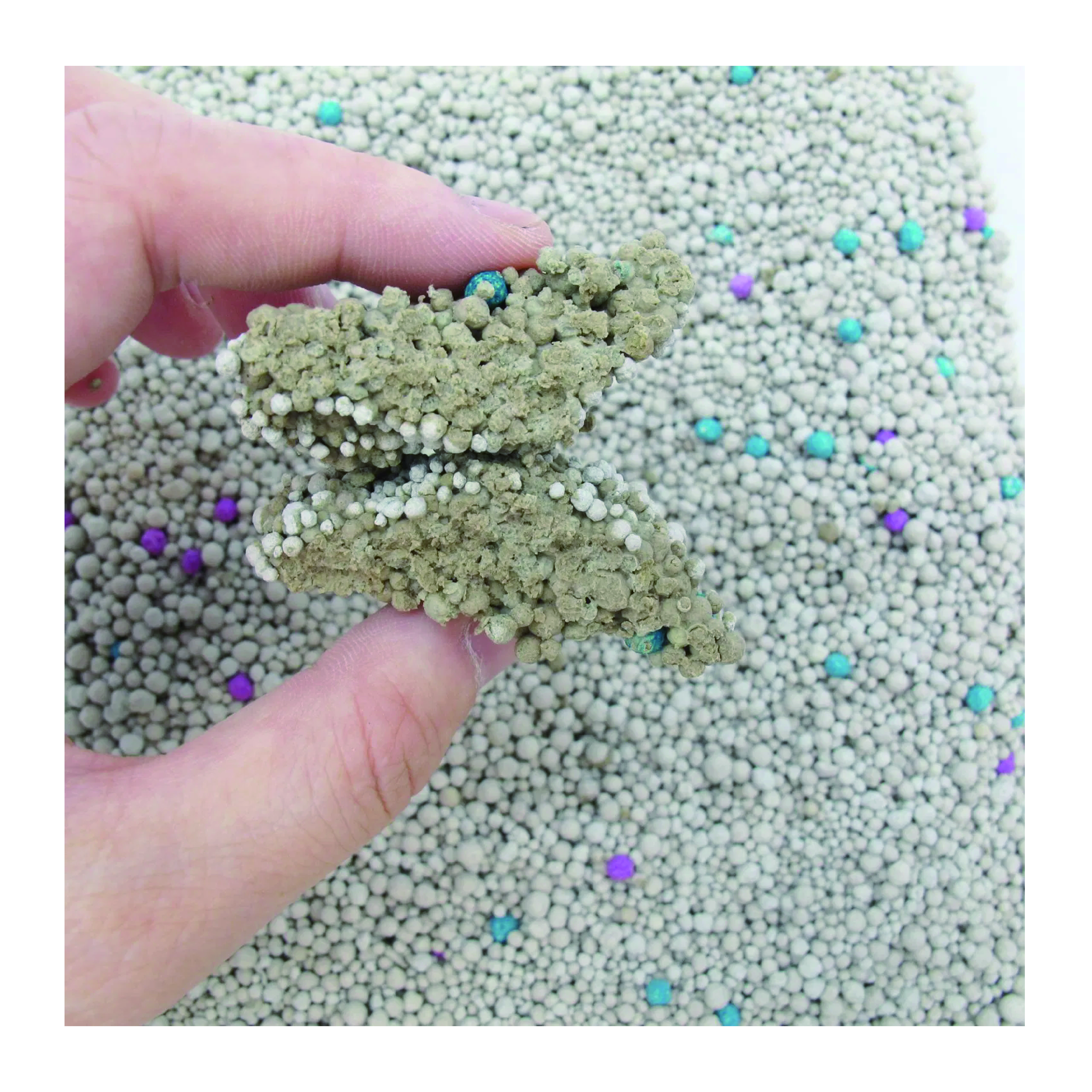 OEM & ODM Factory Strong Clumping Easy Clean Dust Free Premium Ball Shaped Bentonite Cat Litter